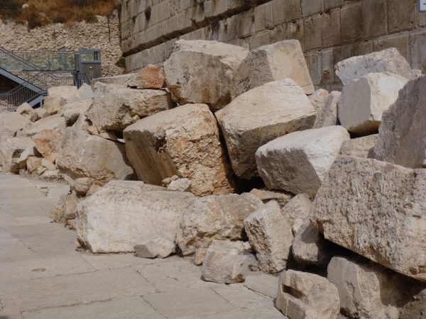 Fallen Stones, Southwestern Wall